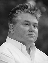 Photo of Andrew Glover